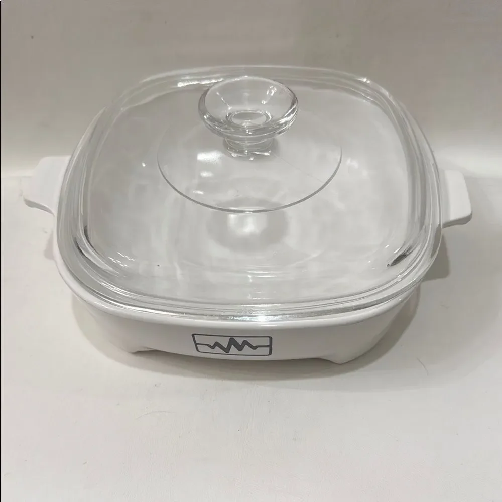 CorningWare White Casserole Dish with Glass Lid